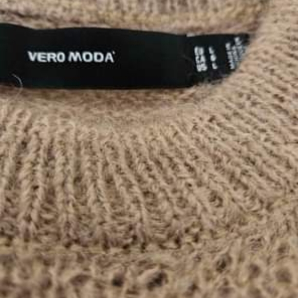 Sweater- Vero Moda - Picture 2 of 2